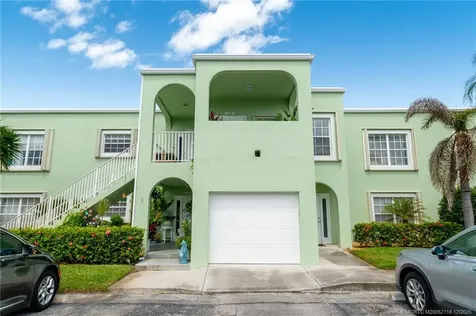 2109 SE Wild Meadow Circle Port St Lucie FL 34952