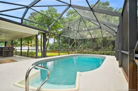 217 SE Oriole Avenue Stuart FL 34996