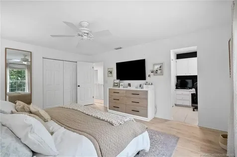 217 SE Oriole Avenue Stuart FL 34996