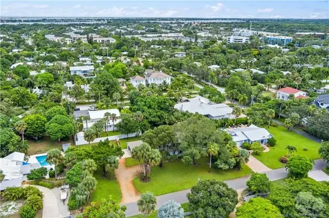 217 SE Oriole Avenue Stuart FL 34996