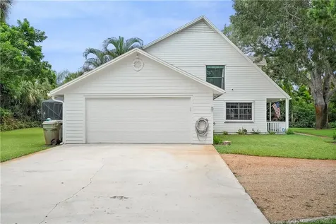217 SE Oriole Avenue Stuart FL 34996