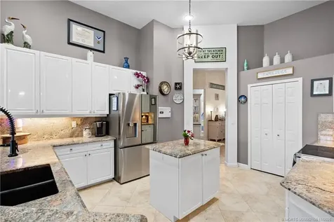 616 SW Lake Charles Circle Port St Lucie FL 34986