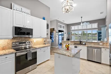 616 SW Lake Charles Circle Port St Lucie FL 34986