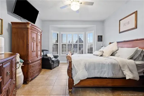 616 SW Lake Charles Circle Port St Lucie FL 34986