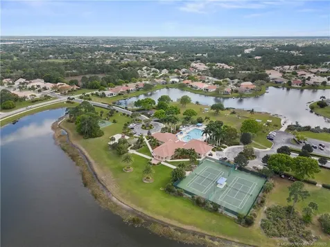 616 SW Lake Charles Circle Port St Lucie FL 34986