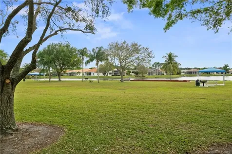 616 SW Lake Charles Circle Port St Lucie FL 34986