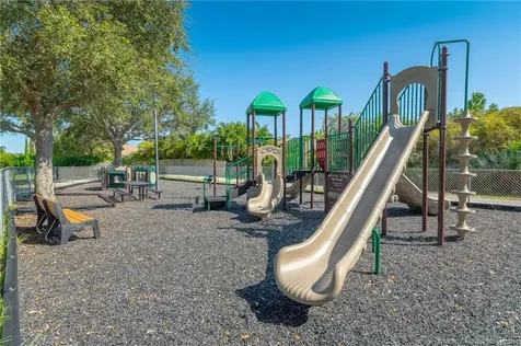 895 NW Sassafras Terrace Jensen Beach FL 34957