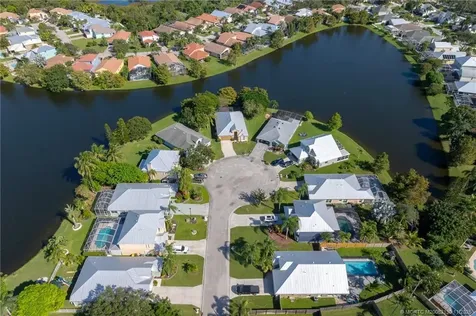 895 NW Sassafras Terrace Jensen Beach FL 34957