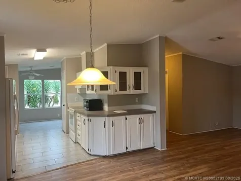 2555 Pga Boulevard Palm Beach Gardens FL 33410