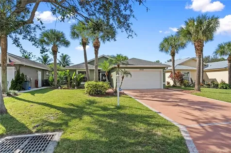 8928 SW Bonneville Drive Stuart FL 34997