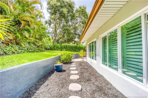 1964 NE Lake Place Jensen Beach FL 34957