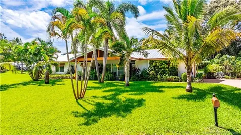 1964 NE Lake Place Jensen Beach FL 34957