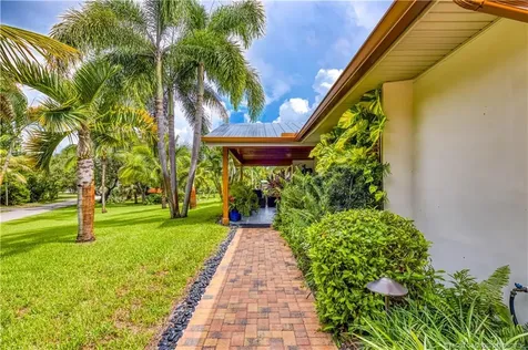 1964 NE Lake Place Jensen Beach FL 34957