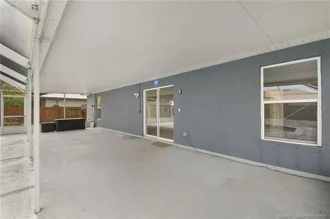 2077 SE Camden Street Port St Lucie FL 34952