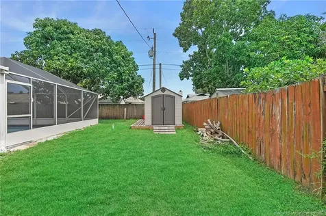 2077 SE Camden Street Port St Lucie FL 34952