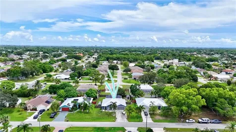 2077 SE Camden Street Port St Lucie FL 34952