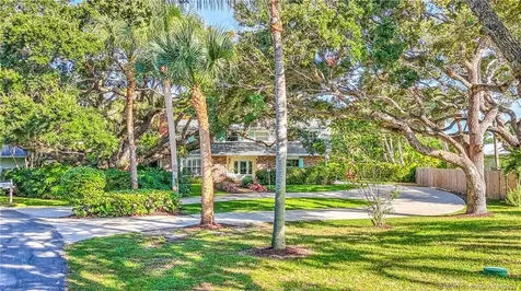 4 N Via Lucindia Drive Sewalls Point FL 34996