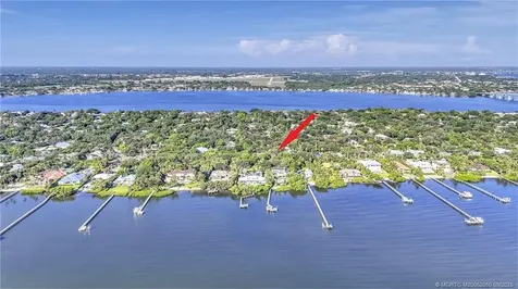 4 N Via Lucindia Drive Sewalls Point FL 34996