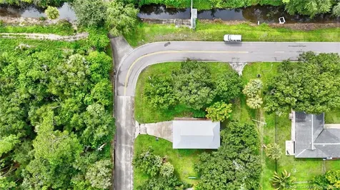 5000 E Seminole Road Fort Pierce FL 34951