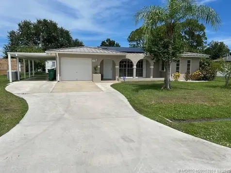 1691 SE Grapeland Avenue Port St Lucie FL 34952