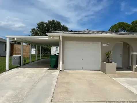 1691 SE Grapeland Avenue Port St Lucie FL 34952