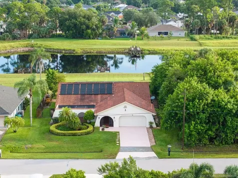 917 SW Abingdon Avenue Port St Lucie FL 34953
