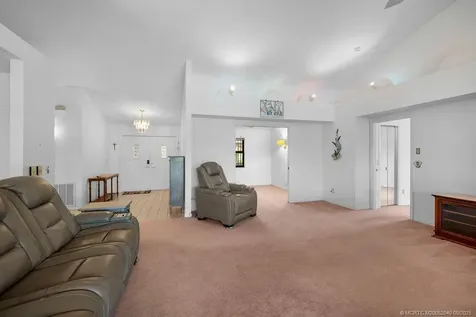 917 SW Abingdon Avenue Port St Lucie FL 34953