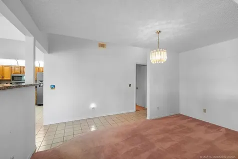 917 SW Abingdon Avenue Port St Lucie FL 34953