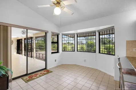 917 SW Abingdon Avenue Port St Lucie FL 34953