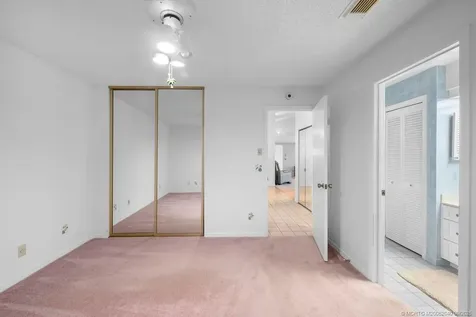 917 SW Abingdon Avenue Port St Lucie FL 34953