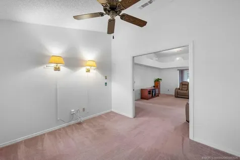 917 SW Abingdon Avenue Port St Lucie FL 34953