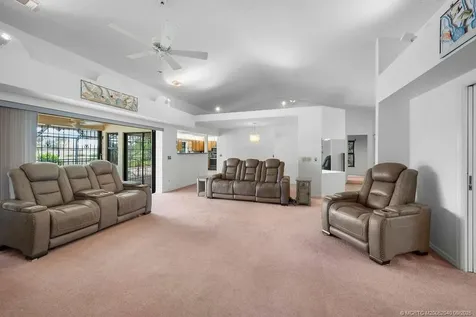 917 SW Abingdon Avenue Port St Lucie FL 34953