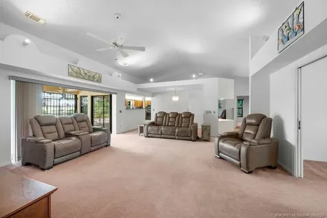 917 SW Abingdon Avenue Port St Lucie FL 34953