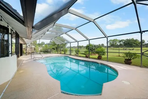 917 SW Abingdon Avenue Port St Lucie FL 34953
