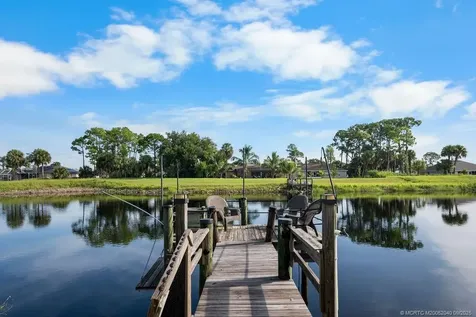 917 SW Abingdon Avenue Port St Lucie FL 34953