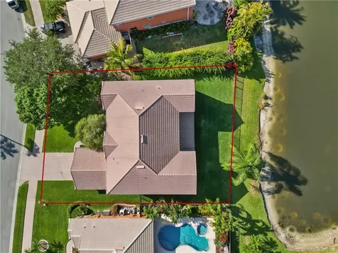 1915 SW Panther Trace Stuart FL 34997