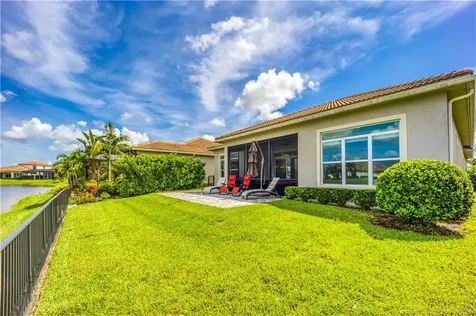 9122 SW Pepoli Way Port St Lucie FL 34987