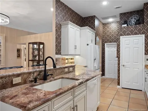 7725 SE Mammoth Drive Hobe Sound FL 33455