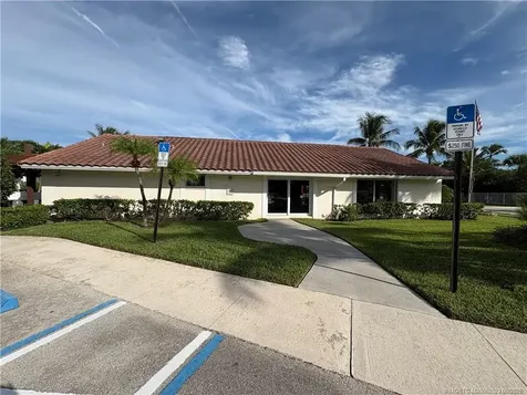 4492 NE Ocean Boulevard Jensen Beach FL 34957