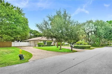 6 Copaire Road Sewalls Point FL 34996