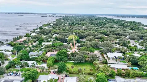 6 Copaire Road Sewalls Point FL 34996