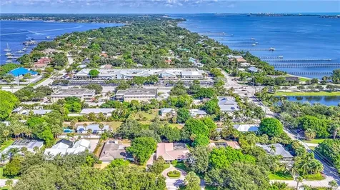 6 Copaire Road Sewalls Point FL 34996