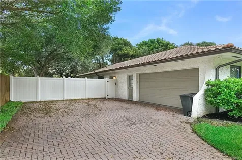 6 Copaire Road Sewalls Point FL 34996