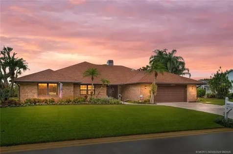 1919 SW Little Oak Trail Palm City FL 34990