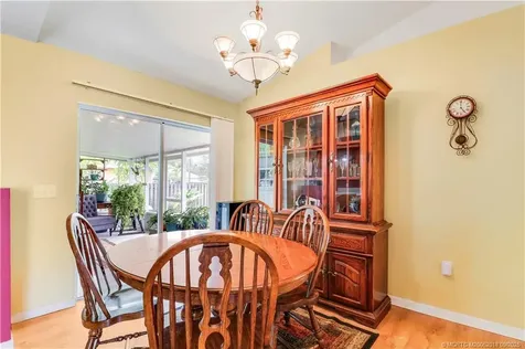 432 NW Raymond Lane Port St Lucie FL 34983