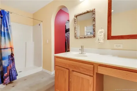 432 NW Raymond Lane Port St Lucie FL 34983