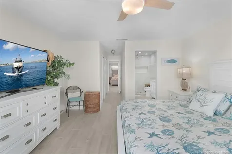 2408 Harbour Cove Drive Hutchinson Island FL 34949