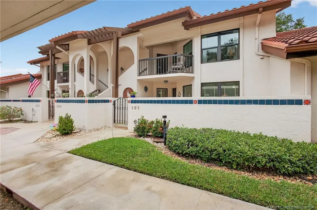 6030 SE Martinique Drive Stuart FL 34997