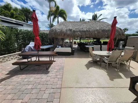 467 NW Sandtrap Lane Port St Lucie FL 34986