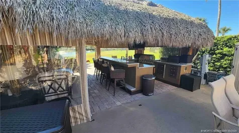 467 NW Sandtrap Lane Port St Lucie FL 34986